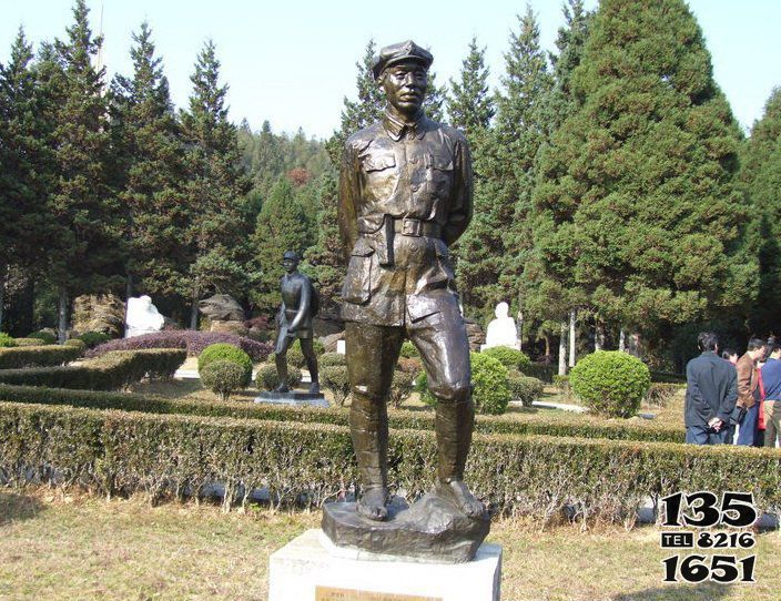 解放军雕塑-景区铜雕战士解放军雕塑高清图片