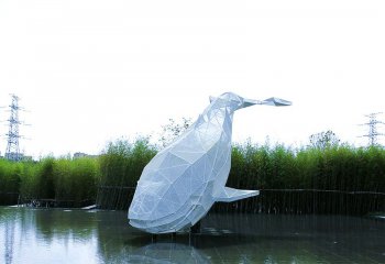 鲸鱼雕塑-湖水里摆放的潜水的不锈钢创意鲸鱼雕塑