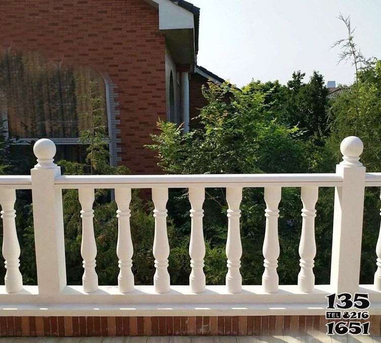 栏杆栏板雕塑-别墅阳台汉白玉罗马柱栏杆高清图片