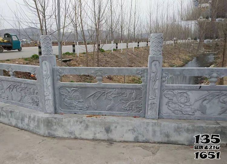栏杆栏板雕塑-村庄河道围栏青石栏杆雕塑高清图片