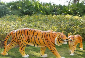 老虎雕塑-公园草坪玻璃钢大型仿真彩绘狮子雕塑