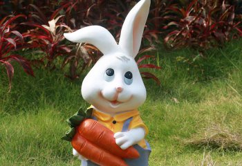 兔子雕塑-森林中一只抱着胡萝卜的玻璃钢兔子雕塑