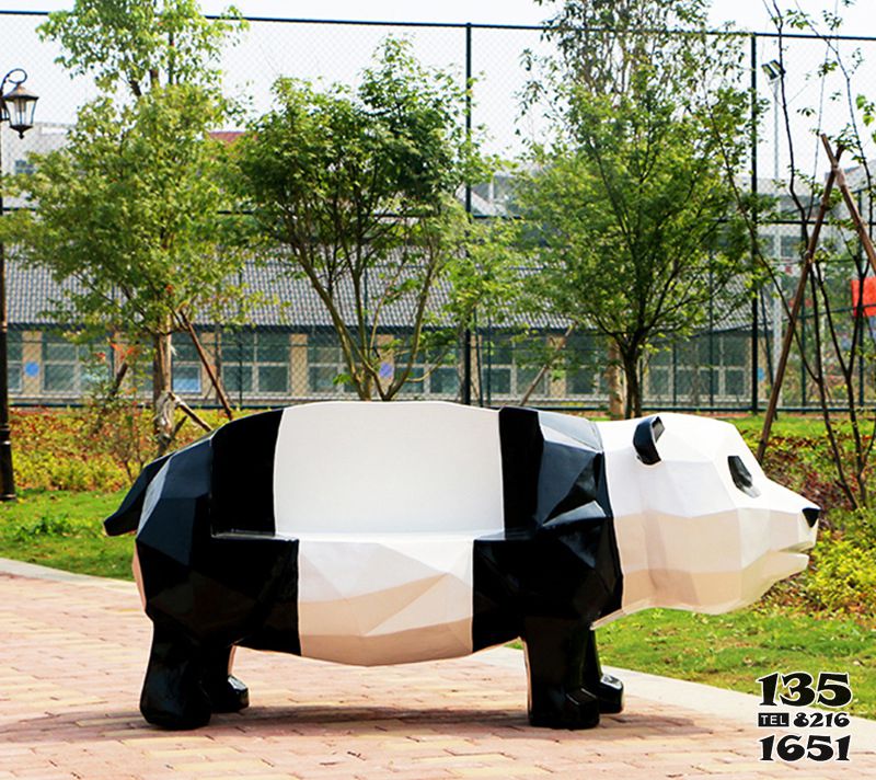座椅雕塑-步行街摆放熊猫几何块面动物座椅摆件玻璃钢雕塑高清图片