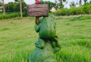 青蛙雕塑-草坪玻璃钢个性两只青蛙雕塑