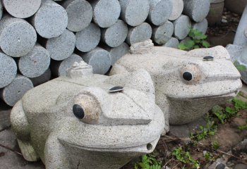青蛙雕塑-室外两只可爱的石雕青蛙雕塑