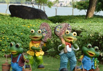 青蛙雕塑-游乐园四只玻璃钢彩绘青蛙雕塑