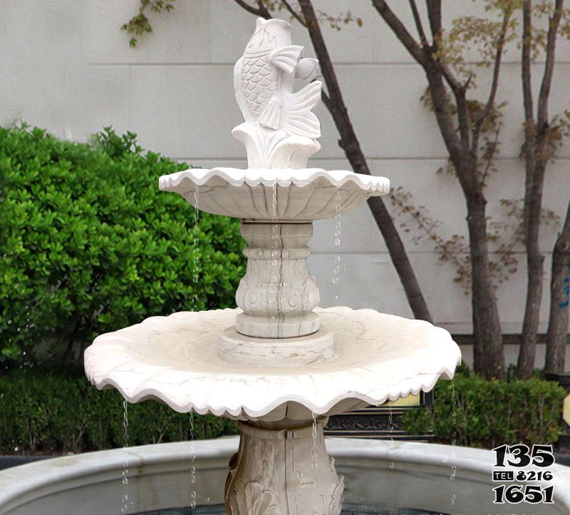 喷泉雕塑-家庭汉白玉石雕双层鲤鱼跳跃喷泉雕塑高清图片