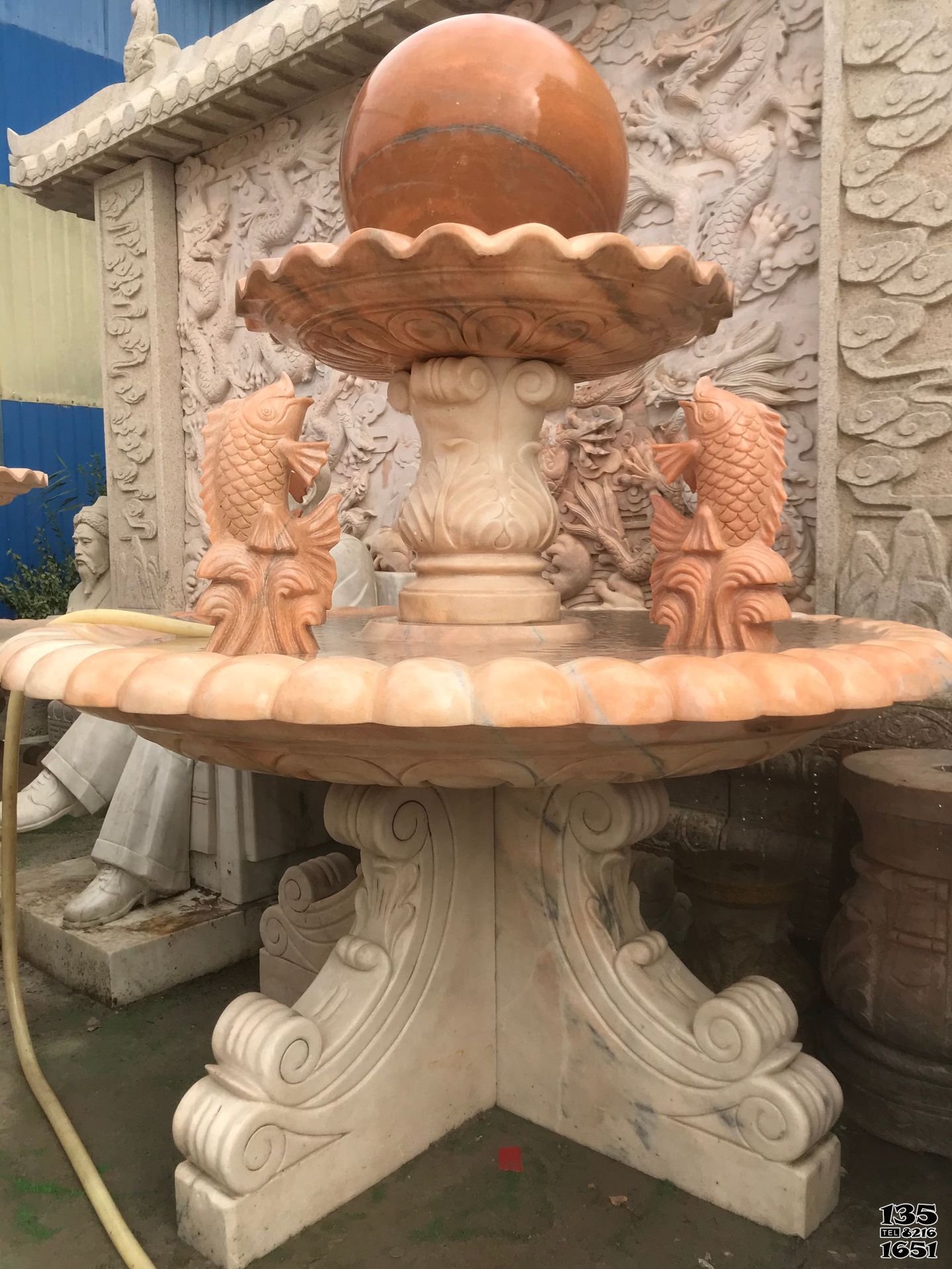喷泉雕塑-中式庭院晚霞红鲤鱼吐水石雕喷泉