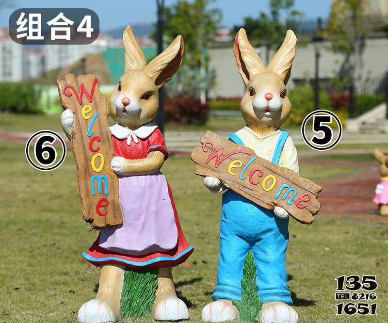 兔子雕塑-商业街摆件两只玻璃钢兔子雕塑高清图片