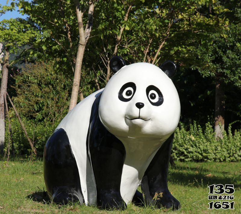 熊猫雕塑-动物园景区光面坐姿玻璃钢熊猫雕塑