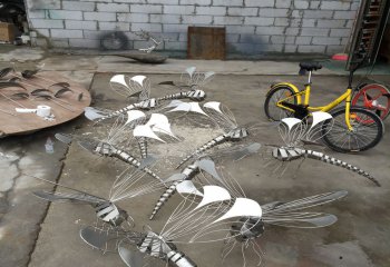 蜻蜓雕塑-观光景区海边镂空不锈钢蜻蜓雕塑