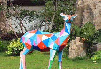 鹿雕塑-公园树脂彩绘几何鹿鹿雕塑