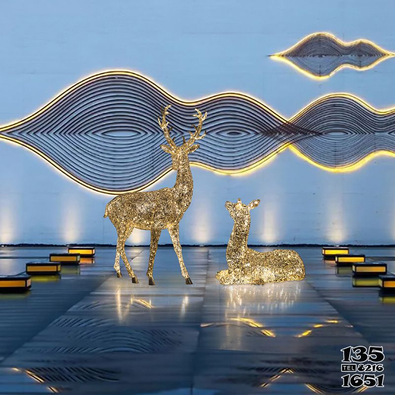 梅花鹿雕塑-酒店大型景观户外照明梅花鹿雕塑高清图片