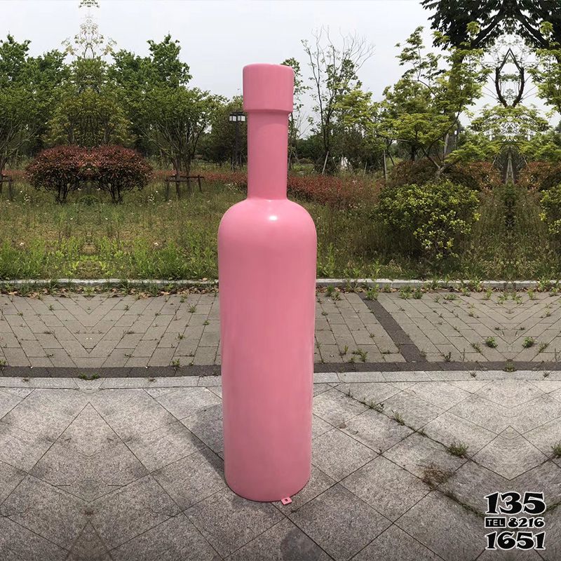 瓶子雕塑-公园海边创意玻璃钢粉色瓶子雕塑高清图片