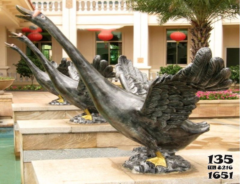 天鹅雕塑-景区铜铸切面创意天鹅雕塑高清图片