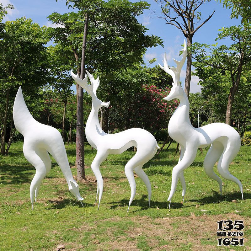 鹿雕塑-户外园林景观装饰品抽象玻璃钢鹿雕塑