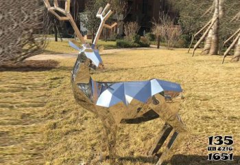 梅花鹿雕塑-不锈钢几何镜面公园草坪梅花鹿雕塑