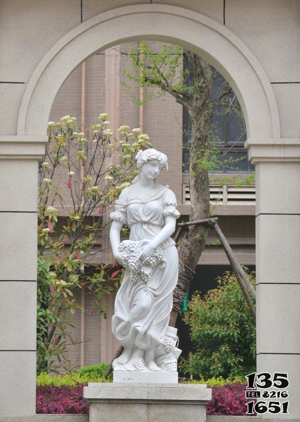 女人雕塑-庭院别墅汉白玉石雕西方女人雕塑