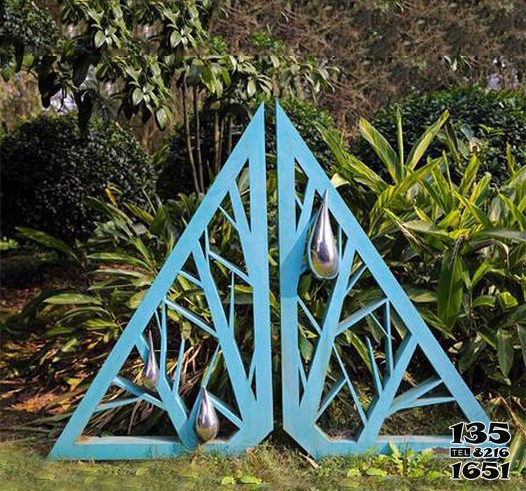 水滴雕塑-公园创意抽象叶子上的水滴雕塑高清图片