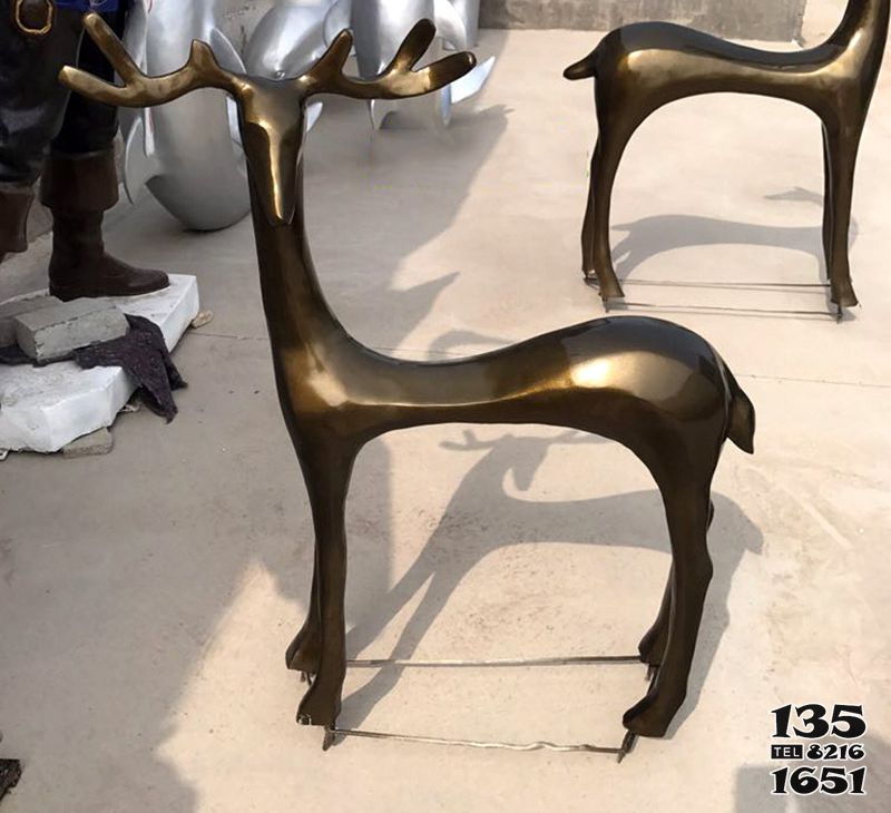 鹿雕塑-不锈钢抽象铜雕户外景观鹿雕塑