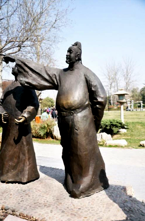 李世民雕塑-公园历史人物唐太宗李世民情景小品雕塑高清图片