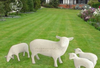 绵羊雕塑-草地公园摆放的一大三小玻璃钢仿真绵羊雕塑