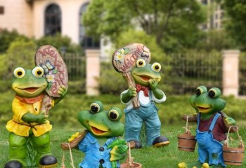 青蛙雕塑-景区四只劳动的玻璃钢青蛙雕塑