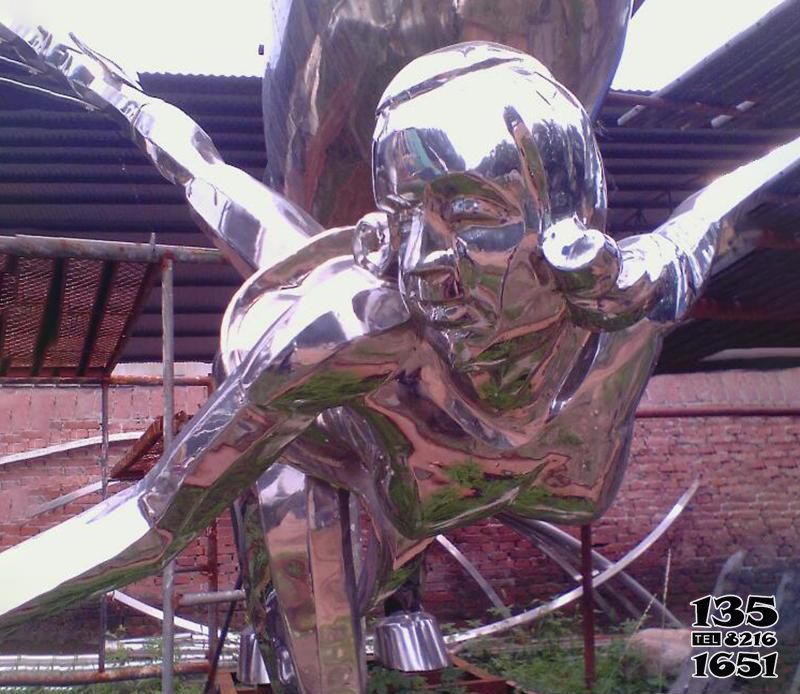 人物雕塑-广场不锈钢镜面抽象运动员竞技人物雕塑
