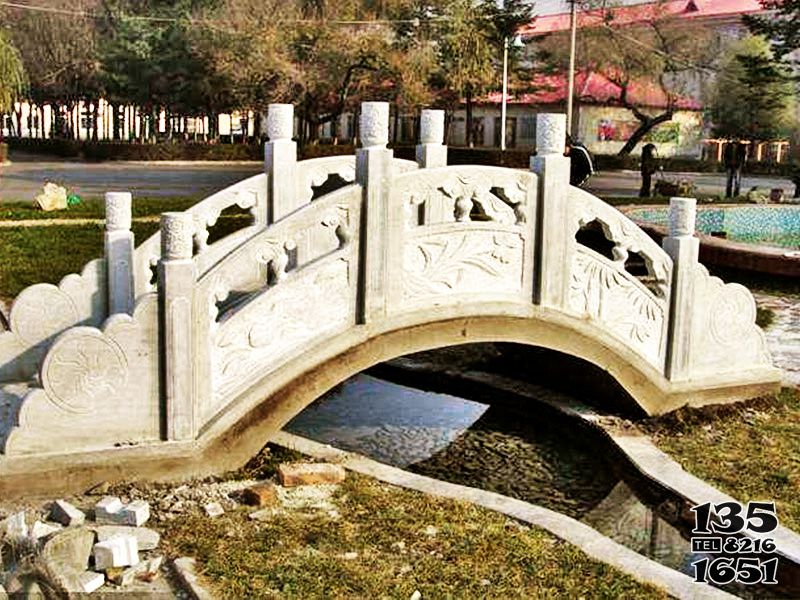 石桥雕塑-花园广场微景观小石拱桥汉白玉栏杆装饰摆件石桥雕塑