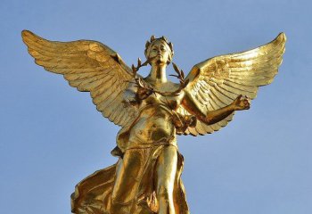 天使雕塑-广场拿着橄榄枝的天使景观玻璃钢镀金雕塑