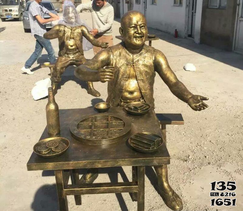 火锅雕塑-户外园林摆放吃火锅广场人物铜雕高清图片