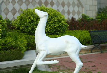 鹿雕塑-公园草坪奔跑的玻璃钢鹿雕塑
