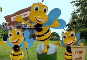 蜜蜂雕塑-学校园林广场摆放卡通三只玻璃钢蜜蜂雕塑