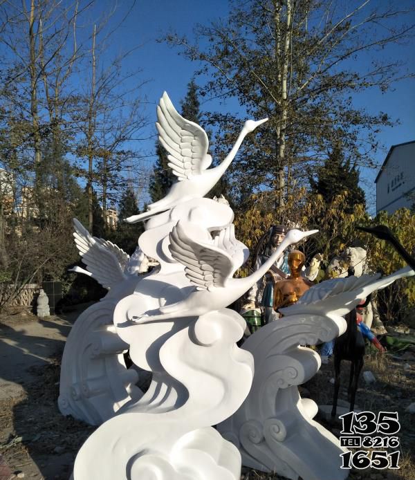 天鹅雕塑-公园创意大理石飞翔天鹅雕塑高清图片