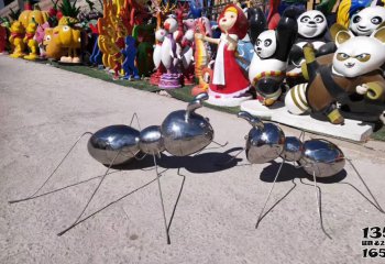 蚂蚁雕塑-池塘学校草坪两只争斗镜面不锈钢蚂蚁雕塑