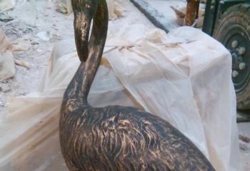 天鹅雕塑-公园不锈钢喷漆切割火烈鸟雕塑