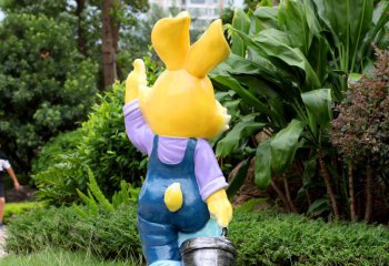 兔子雕塑-公园一只行走的树脂彩绘兔子雕塑