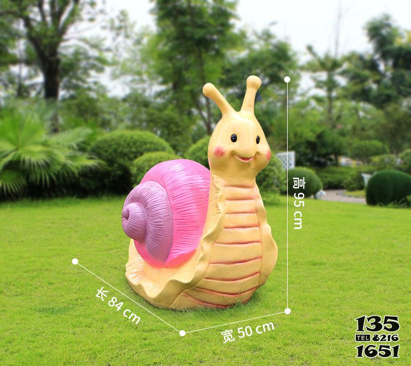 蜗牛雕塑-公园摆放的黄色大号玻璃钢彩绘蜗牛雕塑高清图片