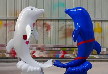 海豚雕塑-影院摆放一对情侣玻璃钢海豚雕塑