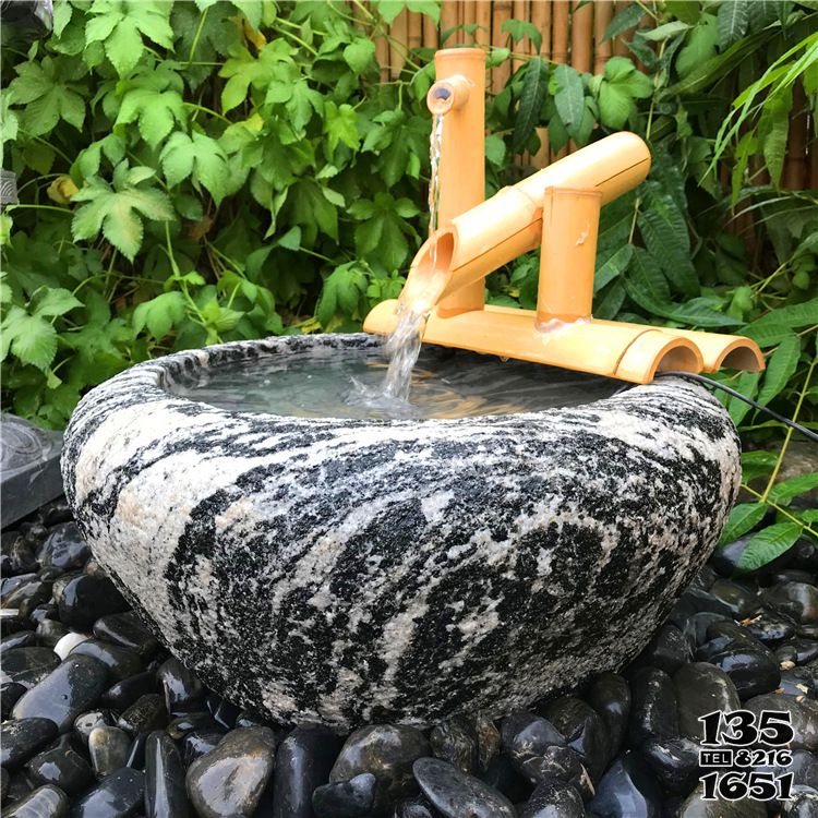 花盆雕塑-户外景观竹子流水养鱼花盆雕塑高清图片