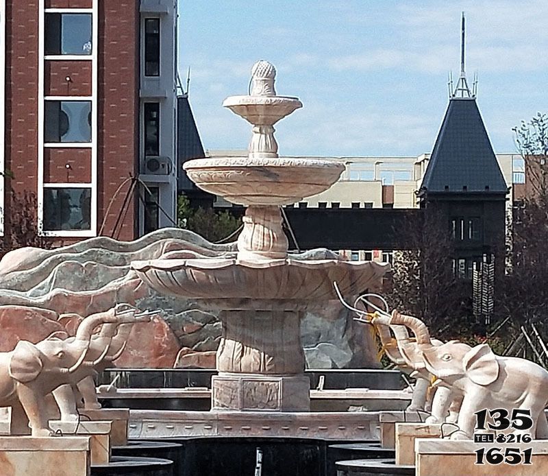 喷泉雕塑-景区广场摆放晚霞红大型喷泉石雕高清图片