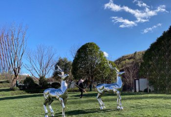 梅花鹿雕塑-户外园林不锈钢镜面景观两只梅花鹿雕塑