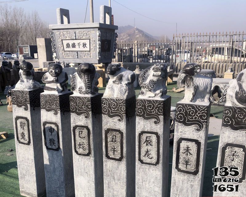 拴马柱雕塑-公园景观十二生肖动物拴马柱摆件高清图片