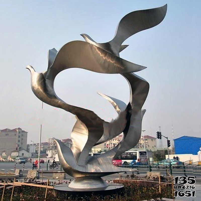 鸽子雕塑-城市广场创意不锈钢抽象鸽子雕塑高清图片