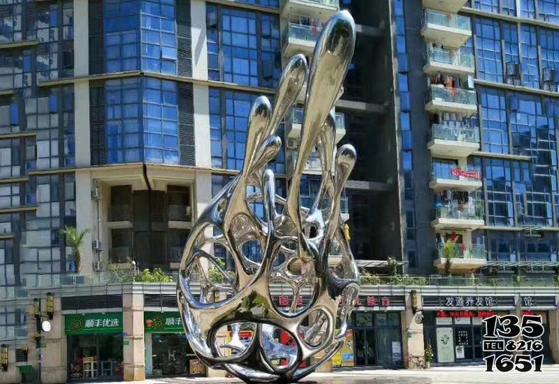 火龙果雕塑-不锈钢公园抽象火龙果雕塑高清图片