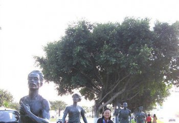 跑步雕塑-公园跑步运动人物小品景观玻璃钢仿铜雕塑