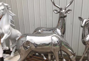 梅花鹿雕塑-不锈钢镜面创意抛光梅花鹿雕塑