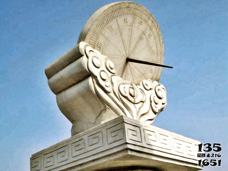 日晷雕塑-景区石雕户外大型大理石计时器日晷雕塑高清图片