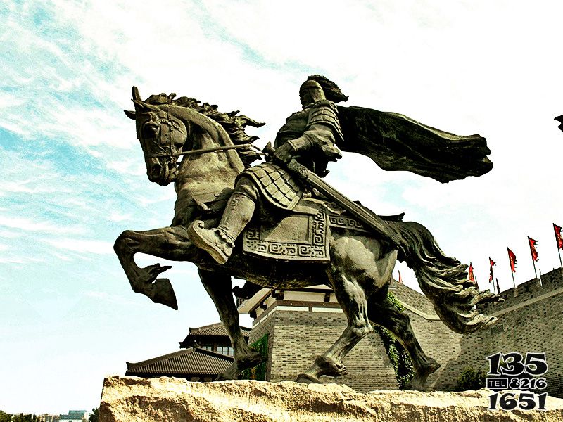 项羽石雕像-景区公园广场摆放骑马征战项羽青石雕塑高清图片