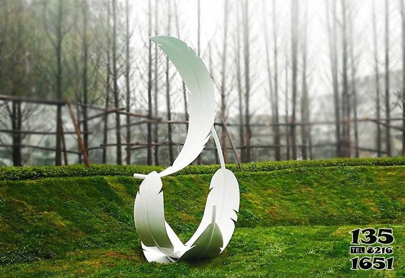 羽毛雕塑-草坪园林装饰不锈钢羽毛雕塑高清图片